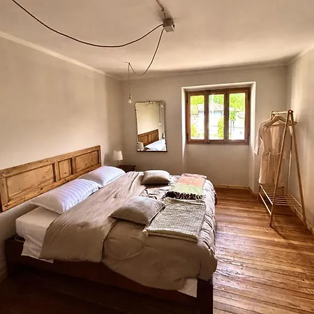 בית נופש Casa Giu La *